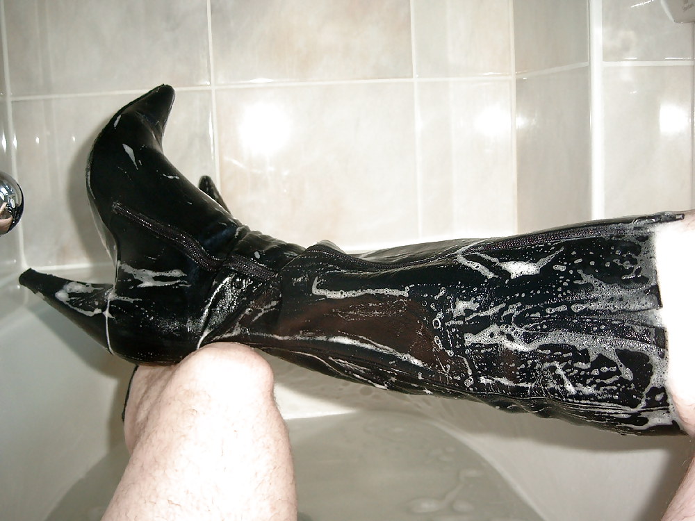 Fun with Leather Boots in the Tub #19623905