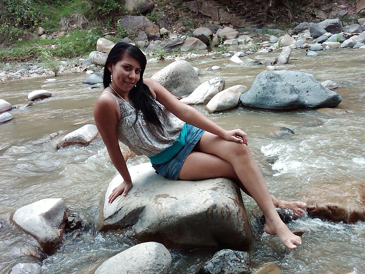 Mujer (amiguitas 17)
 #10964619