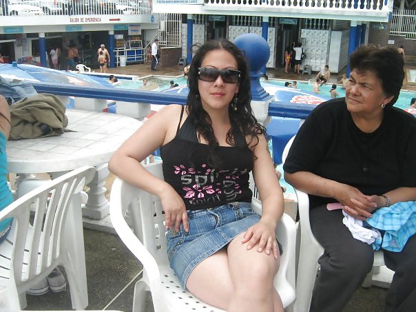 Mujer (amiguitas 17)
 #10964627