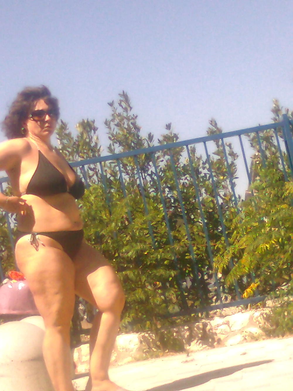 Mujeres cándidas
 #15979230