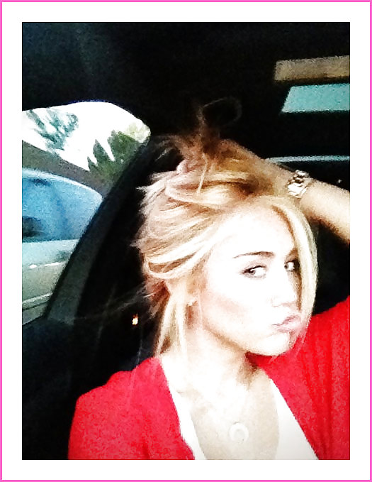 Miley cyrus mega collection 4
 #11828191