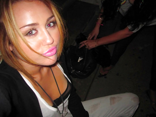 Miley cyrus mega collezione 4
 #11828957