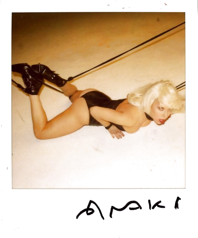 Lady gaga (nobuyoshi araki )
 #5973909