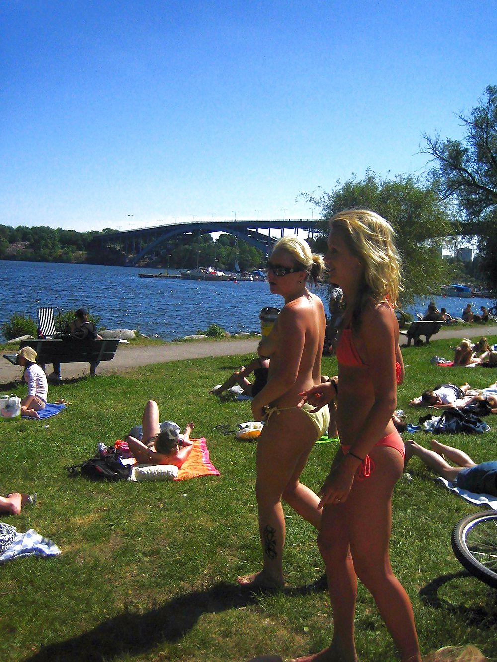 Real Amateur Set: Fun at Lake #3903536