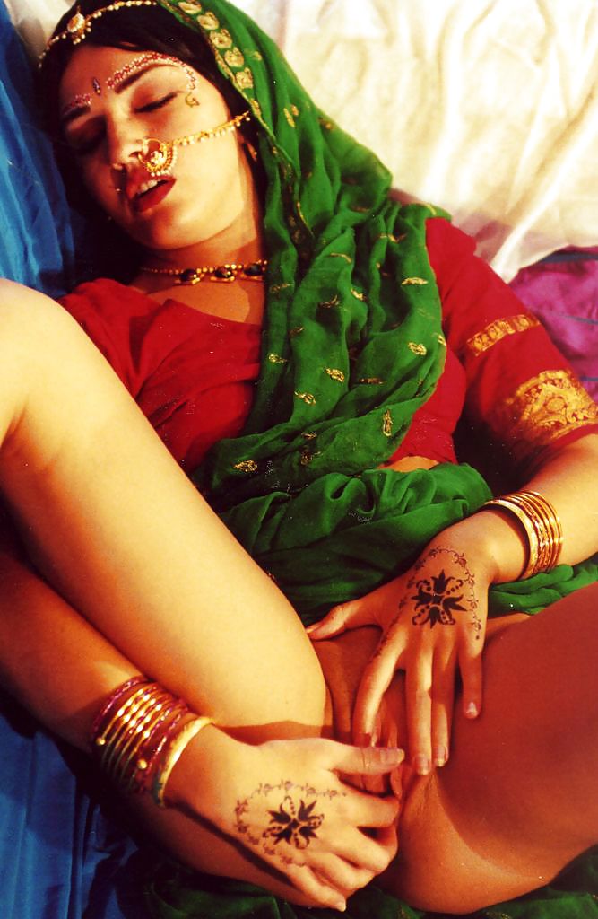 Indische hure anjali
 #3401934