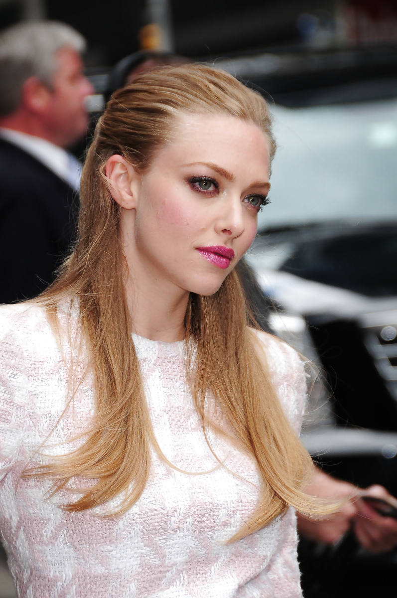 Amanda Seyfried collection 2 #6860158