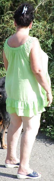 UNA AMIGA DE INTERNET 2P (PASEANDO EL PERRO) #15986220