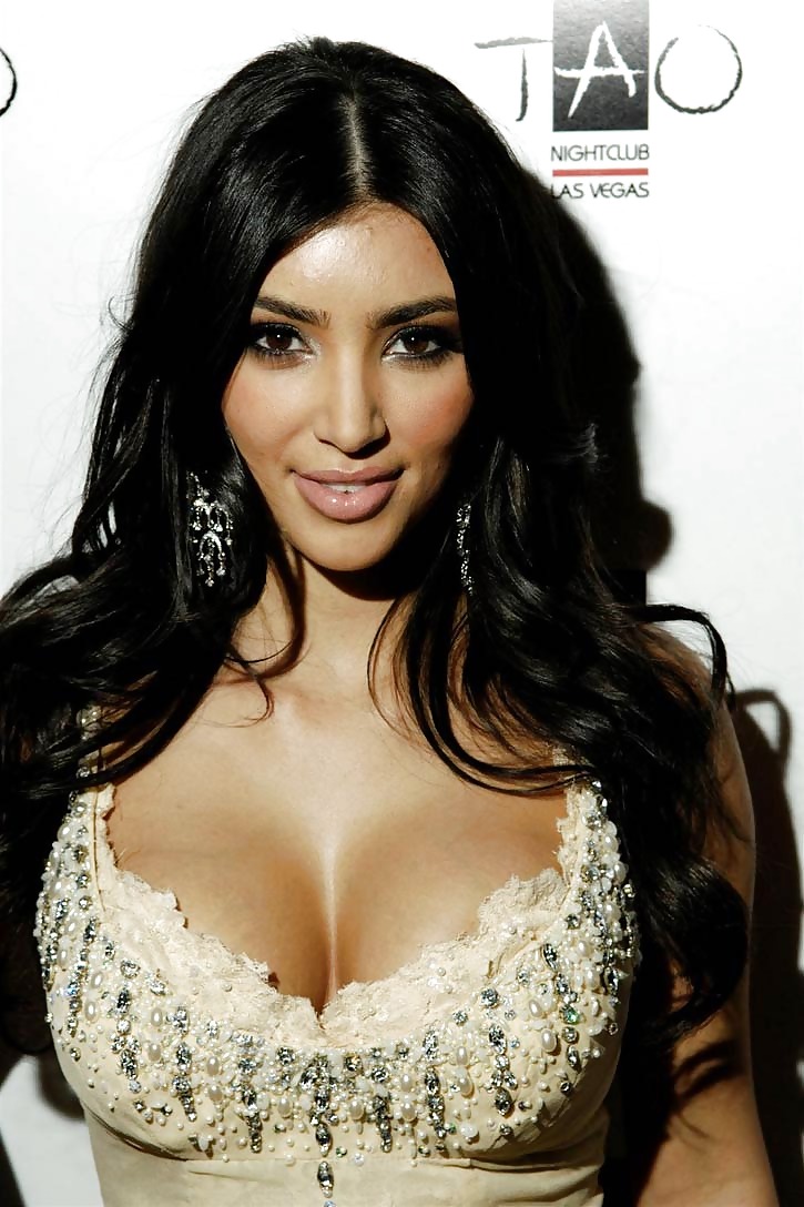 Kim Kardashian D #1923148