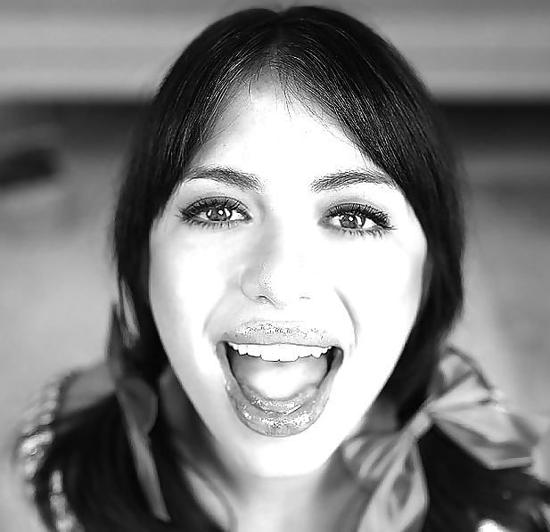 Yummy awh & swallow (AMYKISS-COLLECTION) #3930419