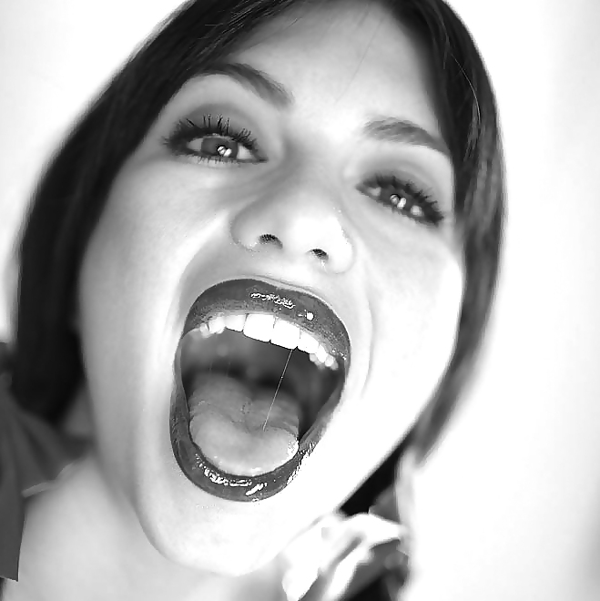 Yummy awh & swallow (AMYKISS-COLLECTION) #3930533