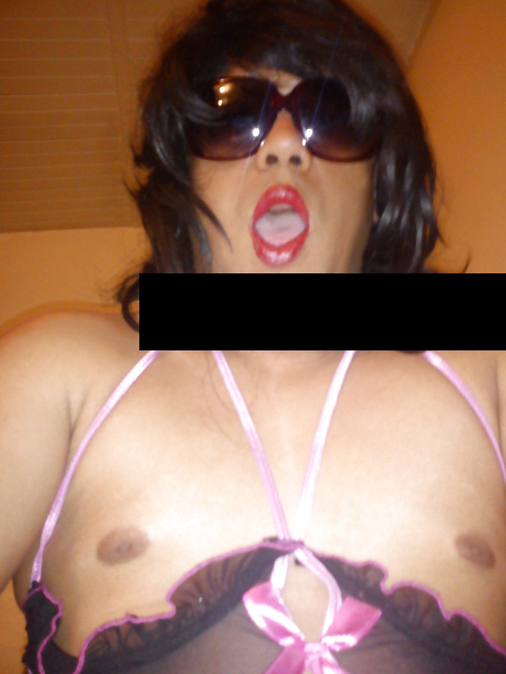 Tits  de trav salope, pink and black lingerie #8953200