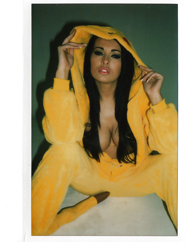 Pikachu hottie
 #21331076