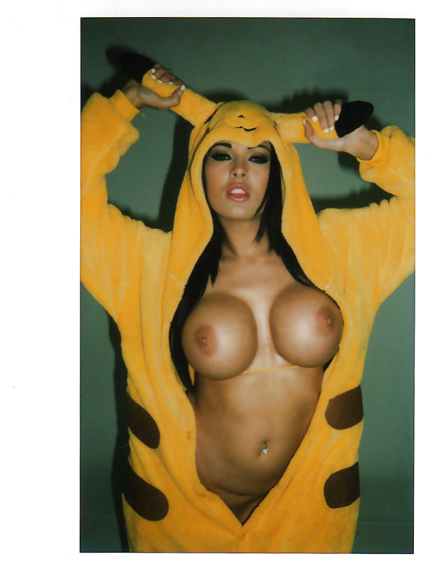 Pikachu hottie
 #21331110