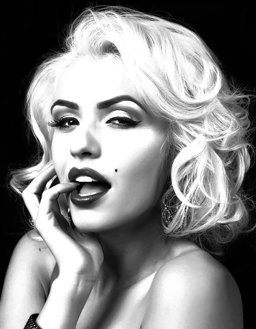 Nación fetichista
 #10811992