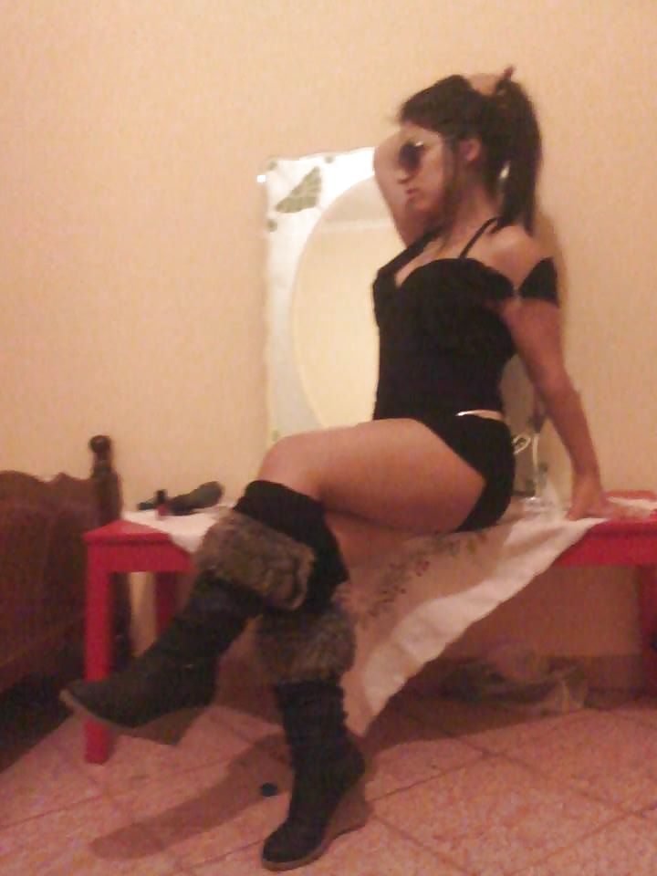 Pipinakia se drash fakelos 18
 #18382150