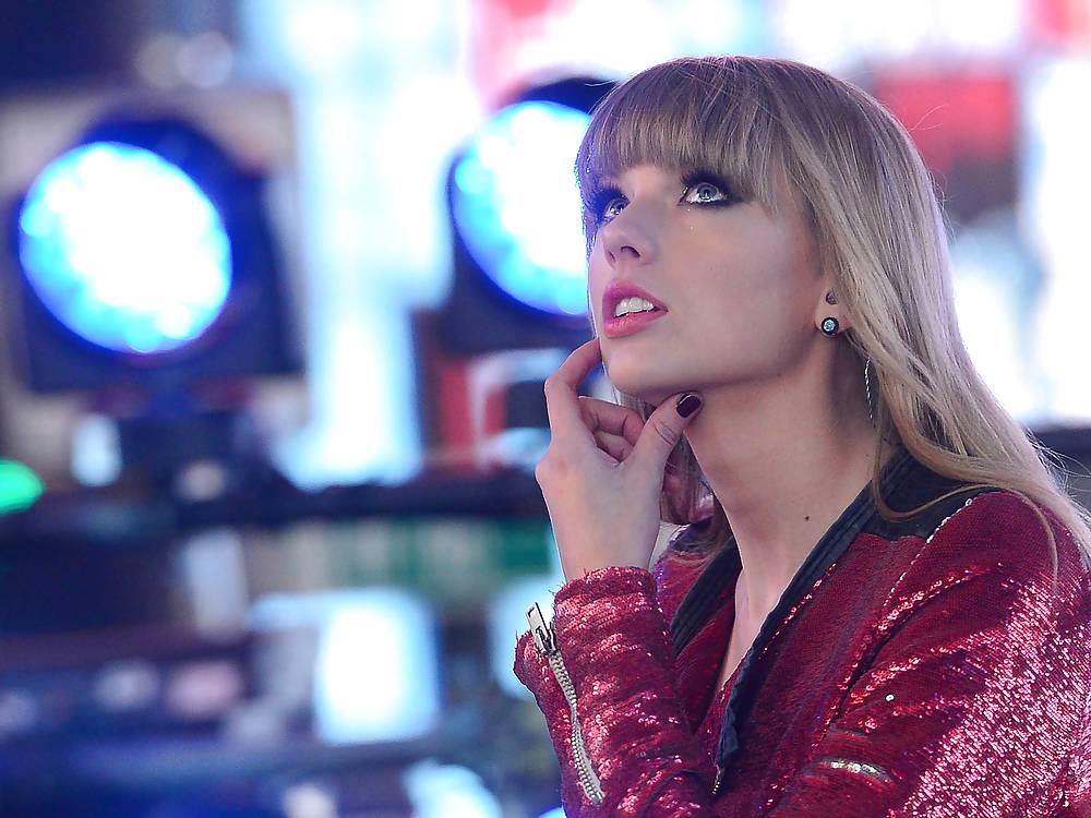 Taylor Swift #19332154
