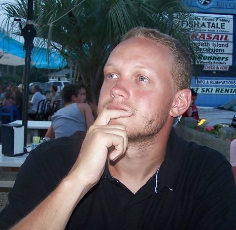 Tom #18559963