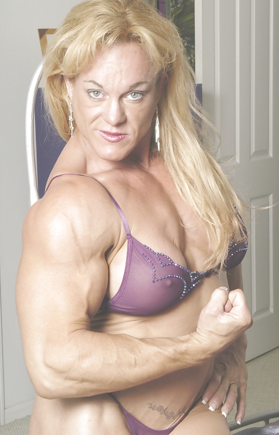 Mature Muscular Hottie #3373666