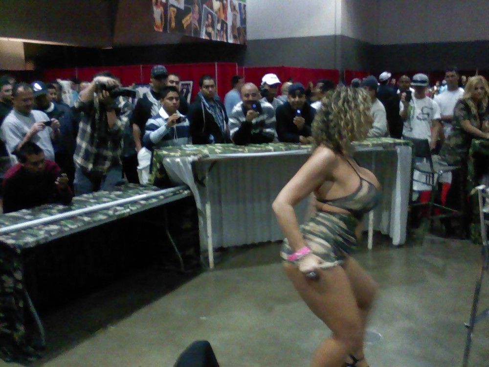 Sara Jay  Twitter Photos #3741689