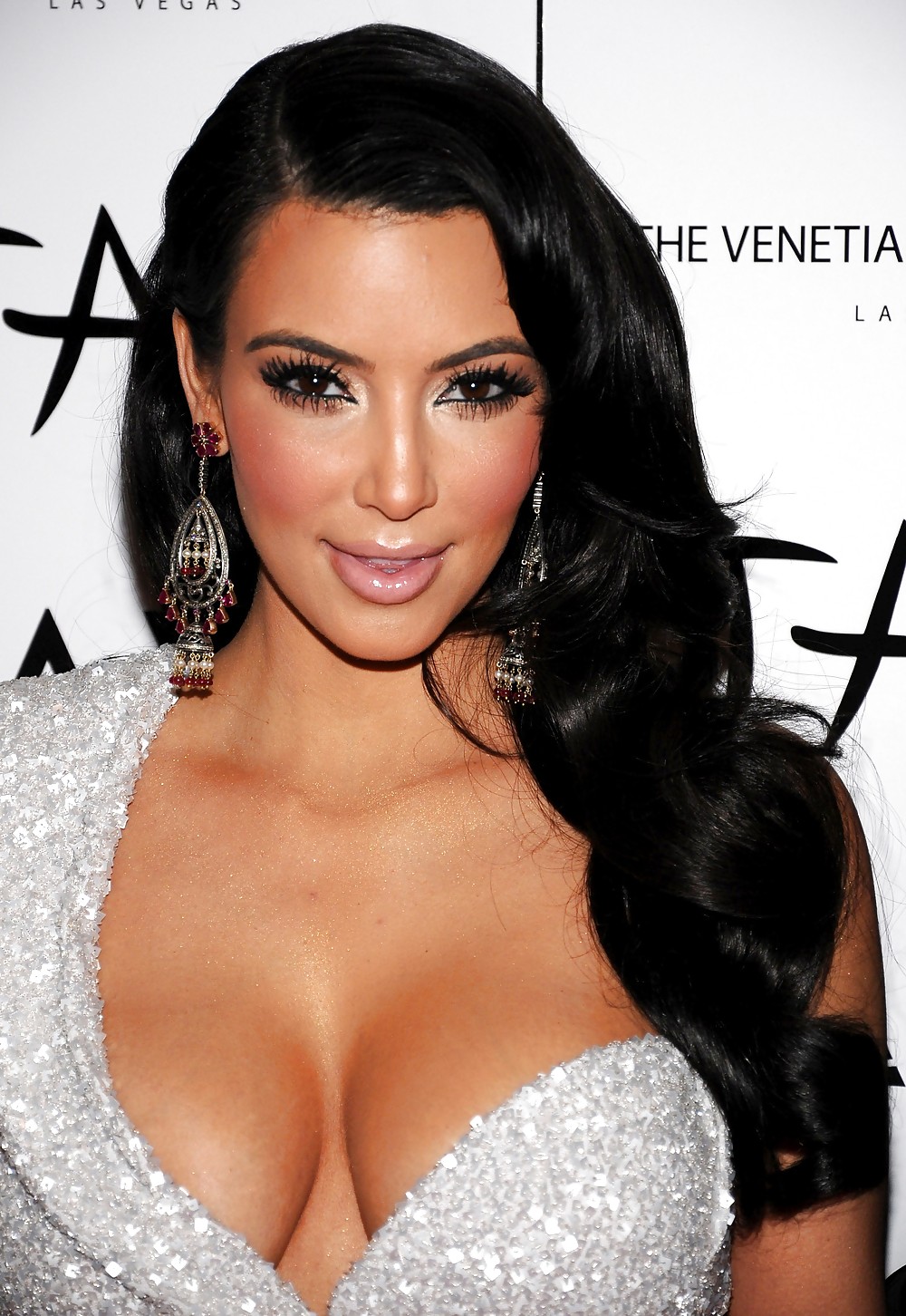 Kim Kardashian Hosts New Years Eve Party at Tao Nightclub #2314140