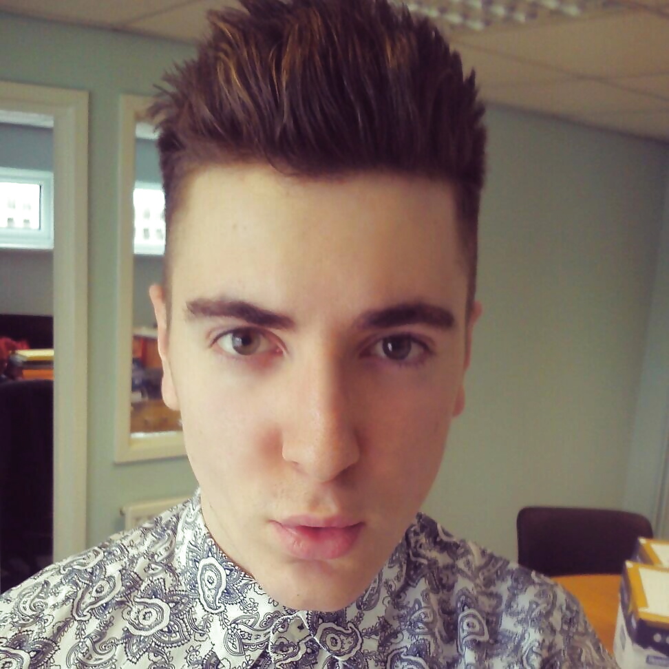 ミィー
 #16584762