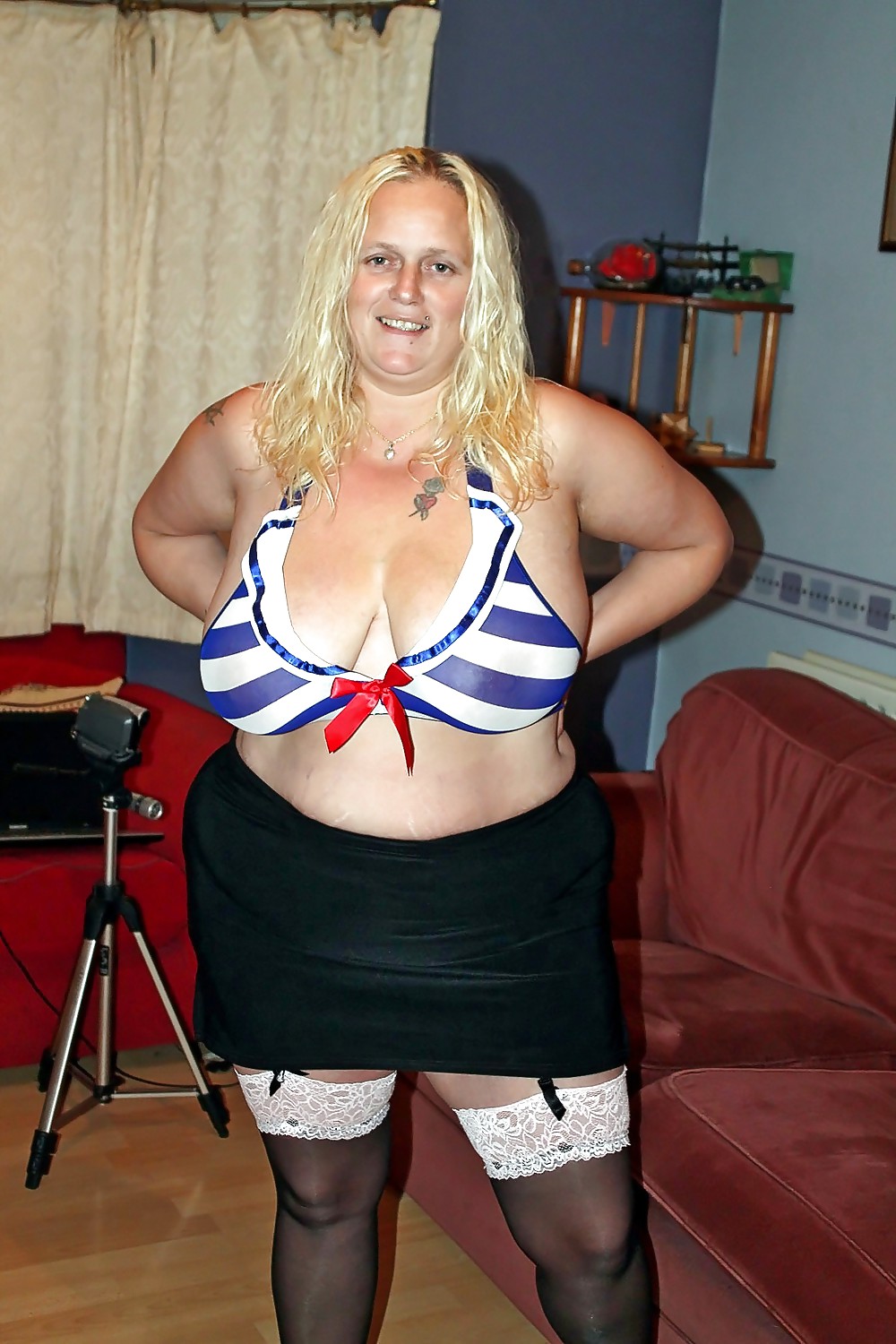 Rubia caliente
 #17547793