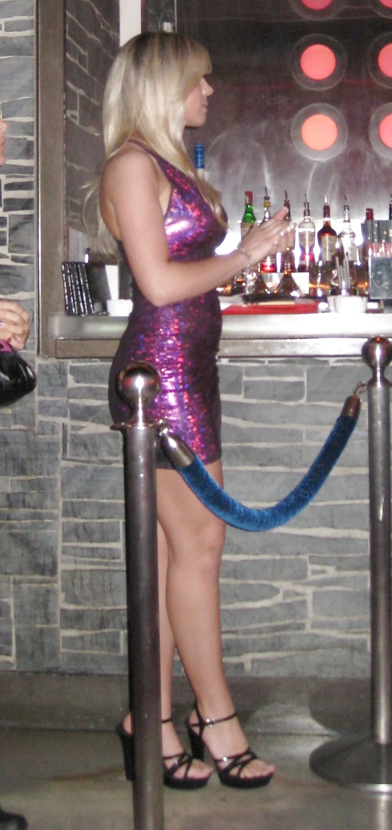 Vestida como una puta: en público Fotos Porno, XXX Fotos, Imágenes de Sexo #1094481 - PICTOA Vestida como una puta: en público Fotos Porno, XXX Fotos, Imágenes de Sexo #1094481 - PICTOA