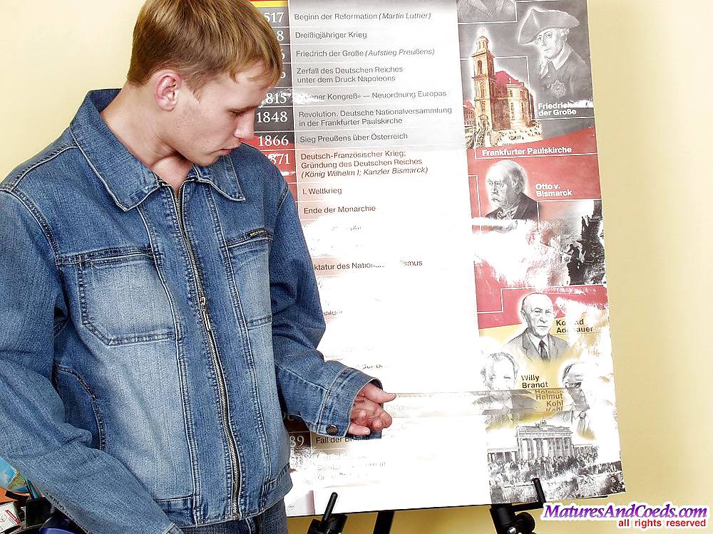 Lehrer Rebecca Fickt Mit Ihrem Schüler Marcus (zweiter Satz) #4432271