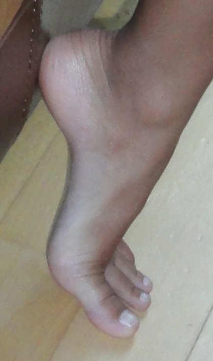 Une paire de pieds a croquer
 #17968280