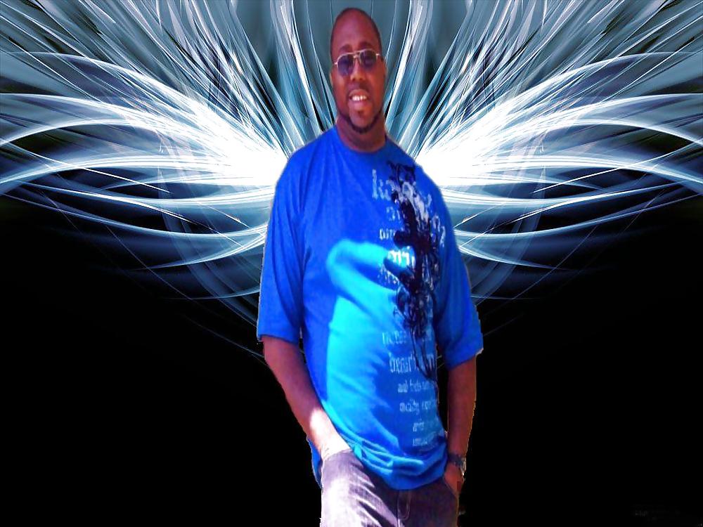 Todo un hombre
 #13592575