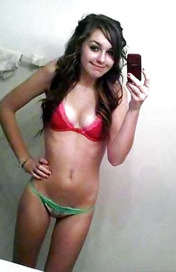 Increíblemente sexy teenies 2
 #10547929