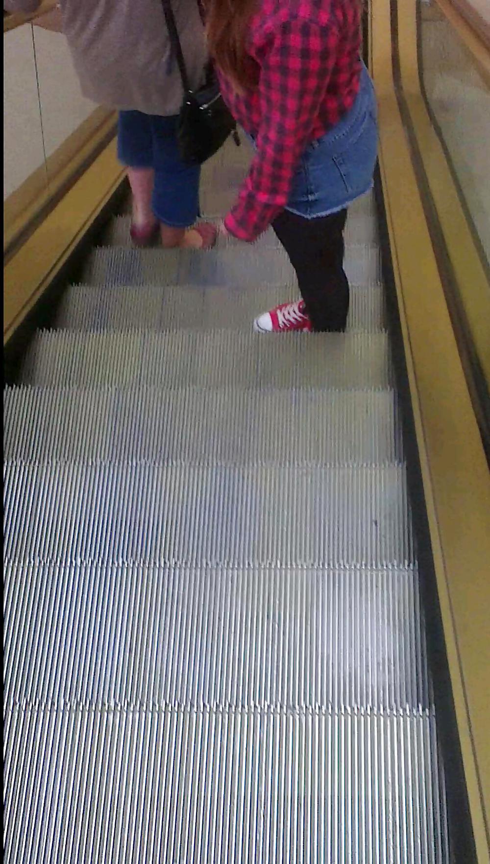 Fantastic legs 16 #9898701