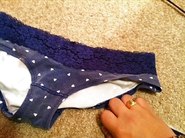 Amigas ensenando calzones Friend showing panties #3 #16459639