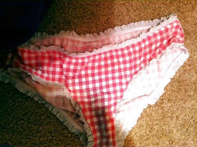 Amigas ensenando calzones Friend showing panties #3 #16459649
