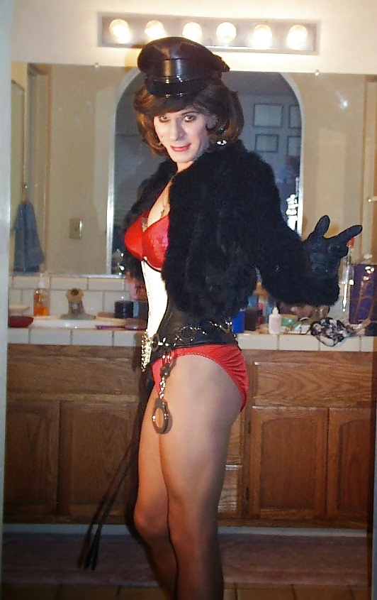 More trannies in corsets #13907929