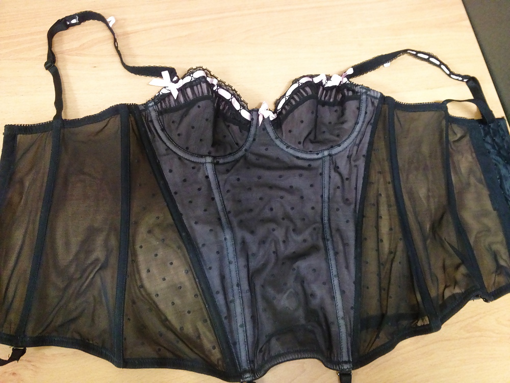 10 C bra and corset #14878792