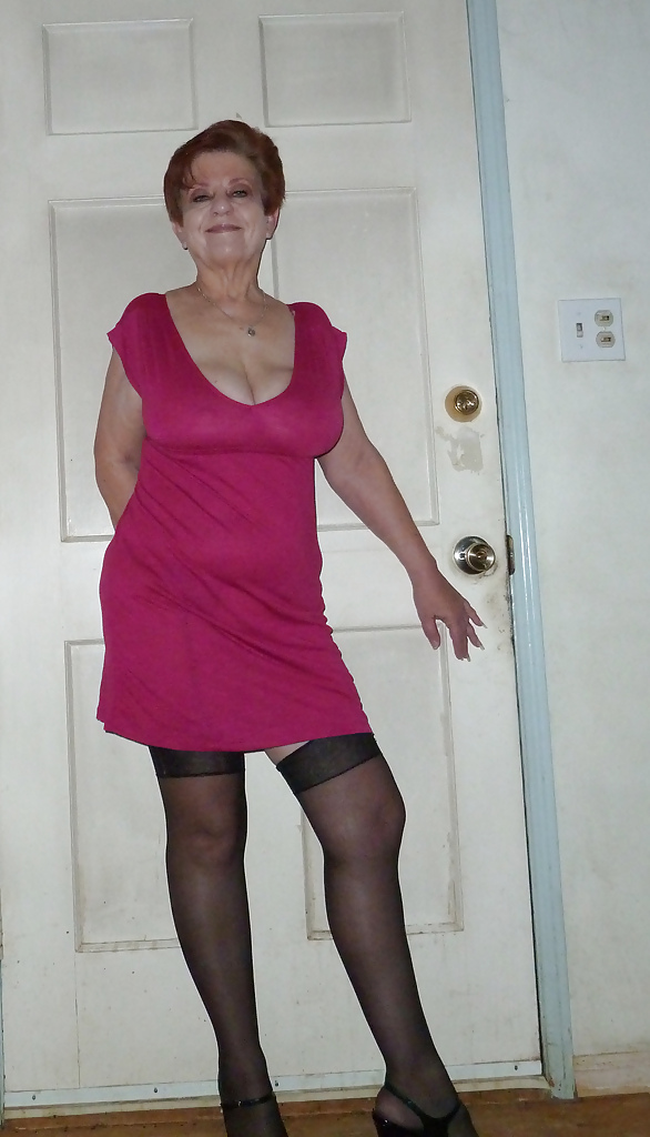 Awesome exhibitionist granny (1) #4073495