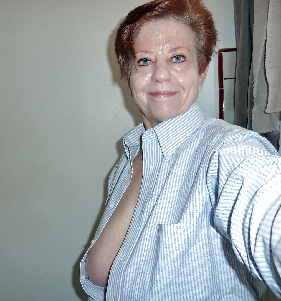 Awesome exhibitionist granny (1) #4073585