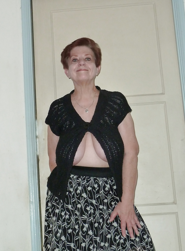 Awesome exhibitionist granny (1) #4074008