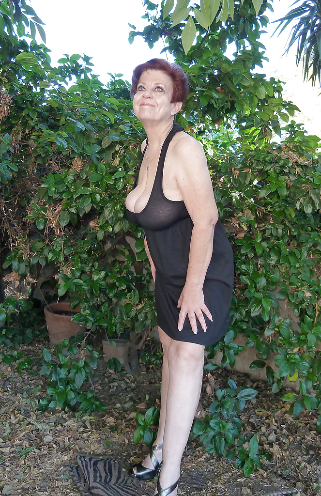 Awesome exhibitionist granny (1) #4075027