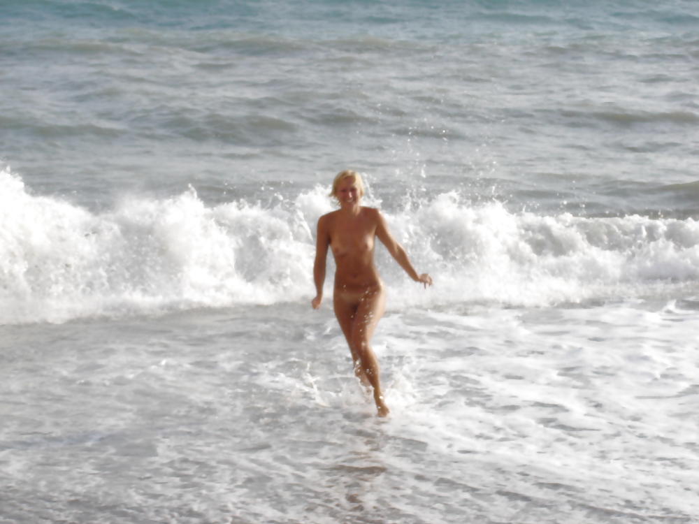 Più bionde da spiaggia nudista
 #300536