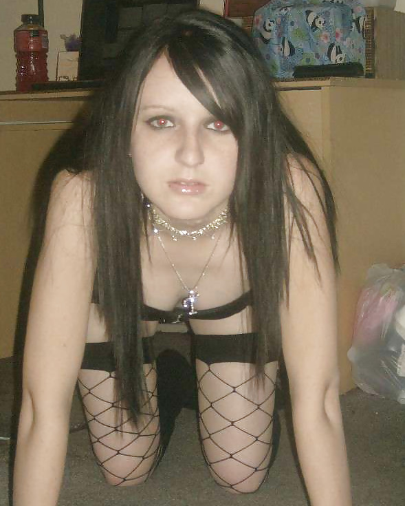 アウトフィット
 #908633