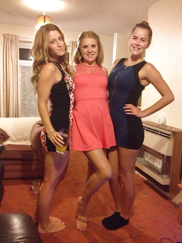 Pies cándidos
 #22604661