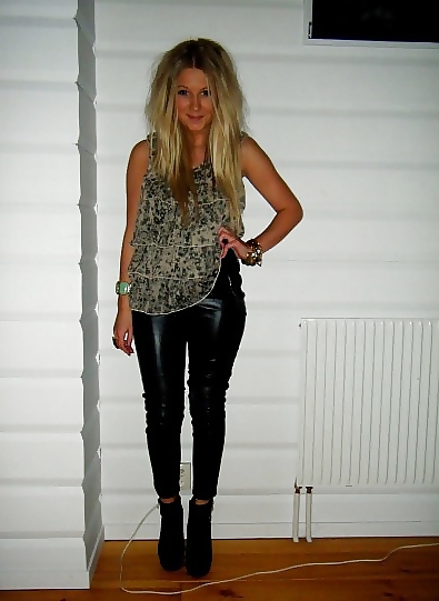 ホットなフェイスブックガール
 #14684676