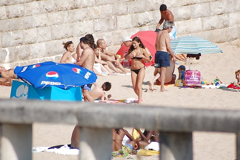 Hot Teen on the Beach #1671604