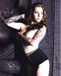 Punk emo tatuaje mujeres perforadas 3
 #9905468