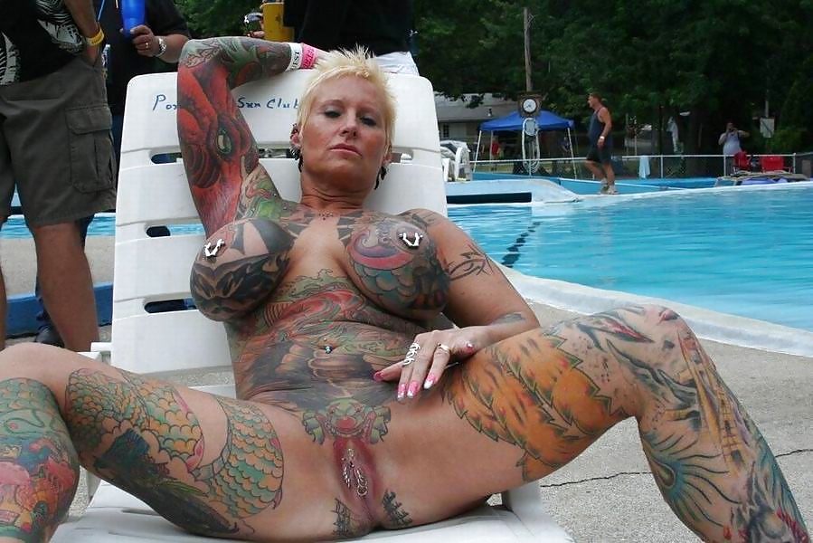 Hot tatooed Mature Slut #1633075