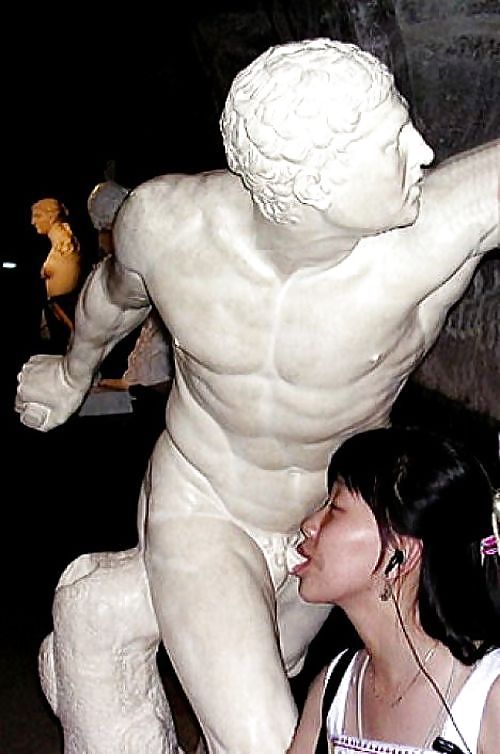 Was Machen Die Leute Im Urlaub? Statue Gruppierung !!!! #1811253