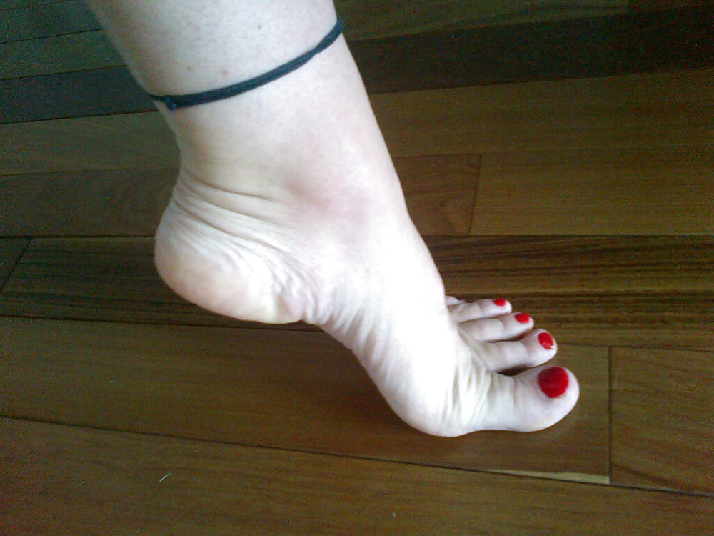 Red toe nail, ready to foot job a nice big cock!! #16945026
