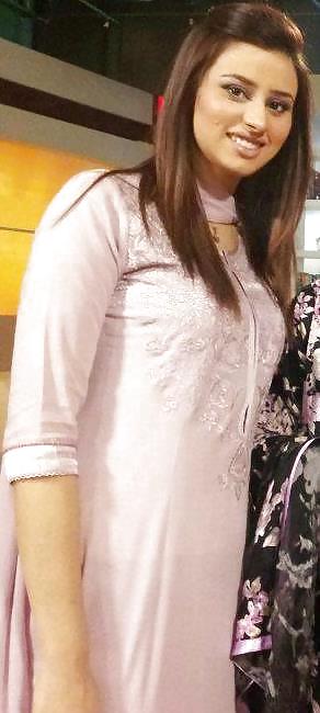 Sexy paki news anchor 
 #22292192